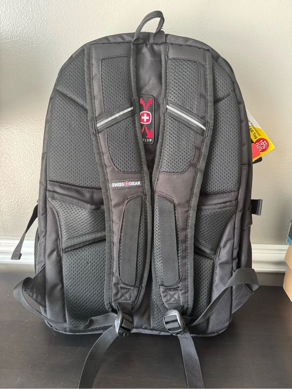 SwissGear strap retractable